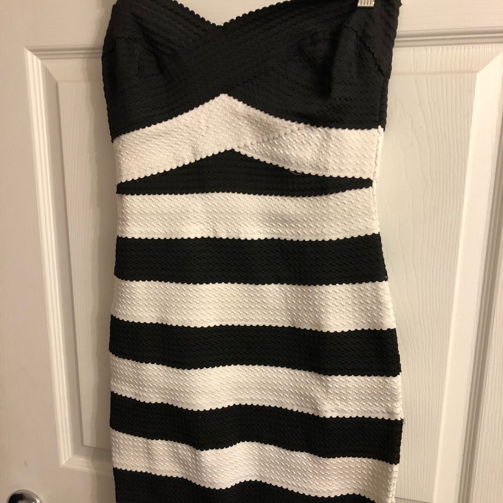 Strapless dress